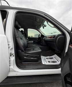 2013 Chevrolet Tahoe LT   - Photo 18 - Bakersfield, CA 93305