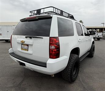 2013 Chevrolet Tahoe LT   - Photo 15 - Bakersfield, CA 93305