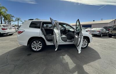 2011 Toyota Highlander Hybrid Limited   - Photo 15 - Bakersfield, CA 93301
