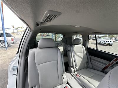 2011 Toyota Highlander Hybrid Limited   - Photo 18 - Bakersfield, CA 93301