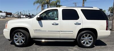 2009 GMC Yukon Denali   - Photo 4 - Bakersfield, CA 93305