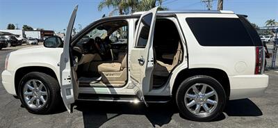 2009 GMC Yukon Denali   - Photo 5 - Bakersfield, CA 93305
