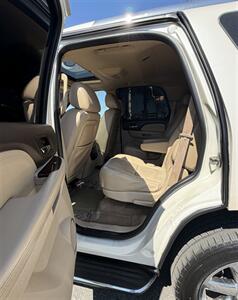 2009 GMC Yukon Denali   - Photo 7 - Bakersfield, CA 93305