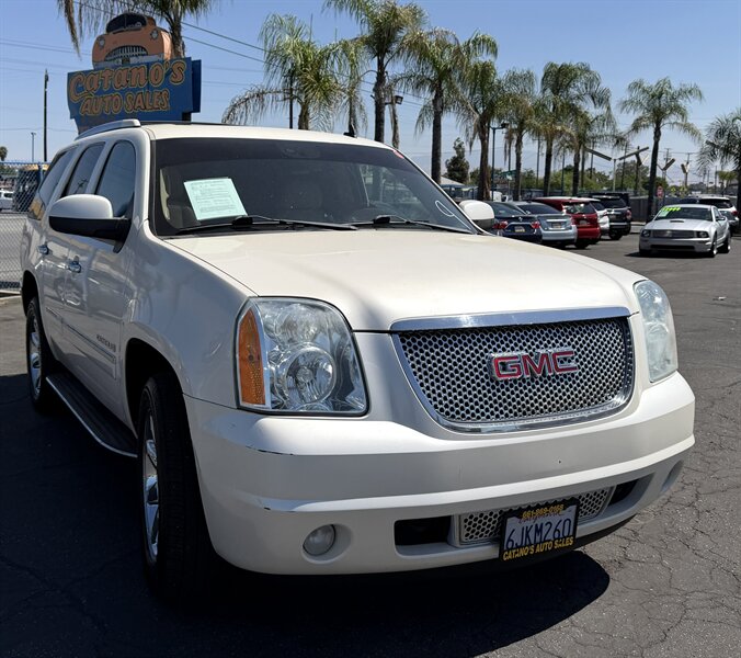 2009 GMC Yukon Denali  