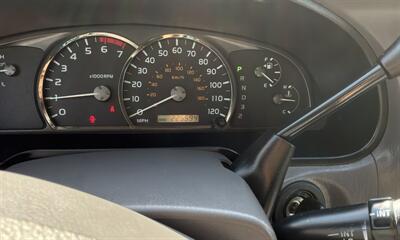 2006 Toyota Sequoia SR5   - Photo 32 - Bakersfield, CA 93305