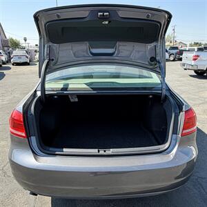 2012 Volkswagen Passat S PZEV   - Photo 10 - Bakersfield, CA 93305