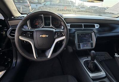 2013 Chevrolet Camaro LS   - Photo 18 - Bakersfield, CA 93305