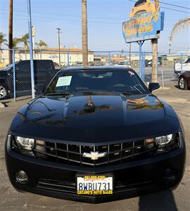 2013 Chevrolet Camaro LS   - Photo 2 - Bakersfield, CA 93305