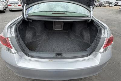 2011 Honda Accord EX-L V6 - Photo 13 - Bakersfield, CA 93305