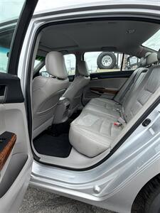 2011 Honda Accord EX-L V6 - Photo 7 - Bakersfield, CA 93305