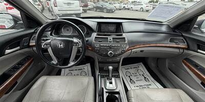 2011 Honda Accord EX-L V6 - Photo 19 - Bakersfield, CA 93305