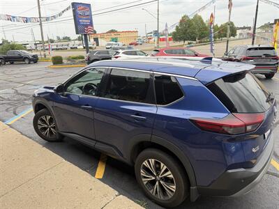 2021 Nissan Rogue SV - Photo 5 - Flint, MI 48503