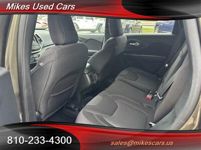 2015 Jeep Cherokee Latitude   - Photo 7 - Flint, MI 48503