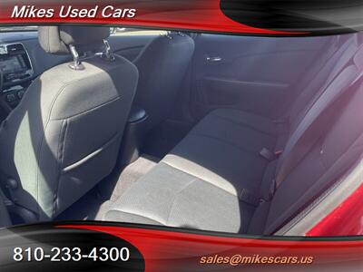 2012 Chrysler 200 Touring   - Photo 10 - Flint, MI 48503
