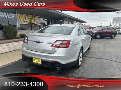2013 Ford Taurus SEL   - Photo 4 - Flint, MI 48503