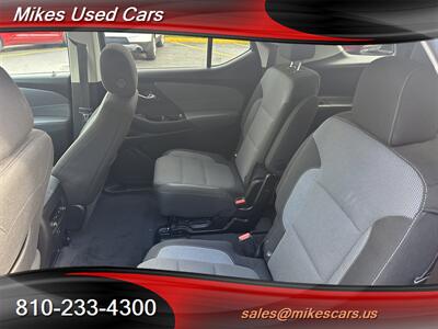 2020 Chevrolet Traverse LT Cloth   - Photo 13 - Flint, MI 48503