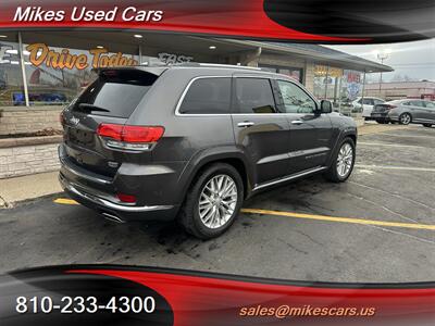 2018 Jeep Grand Cherokee Summit   - Photo 12 - Flint, MI 48503