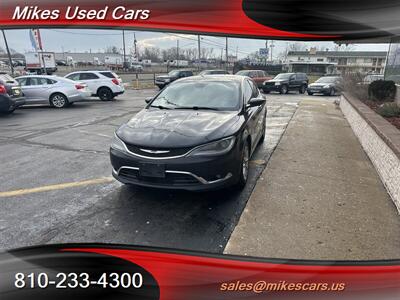 2015 Chrysler 200 C - Photo 2 - Flint, MI 48503