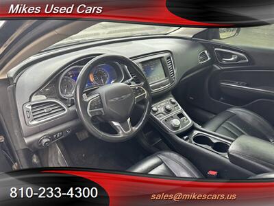 2015 Chrysler 200 C - Photo 7 - Flint, MI 48503