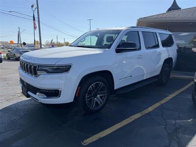 2024 Jeep Wagoneer L Series II   - Photo 2 - Flint, MI 48503