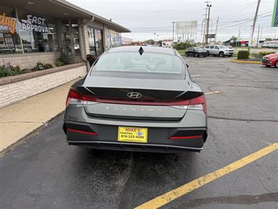 2024 Hyundai ELANTRA SEL   - Photo 6 - Flint, MI 48503
