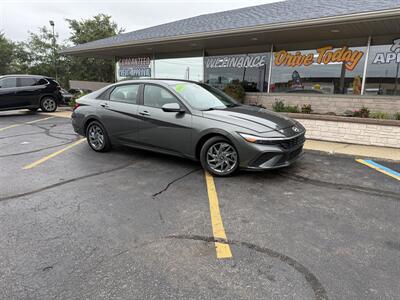 2024 Hyundai ELANTRA SEL   - Photo 1 - Flint, MI 48503