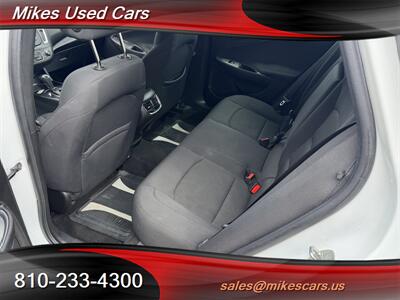 2016 Chevrolet Malibu LT - Photo 8 - Flint, MI 48503