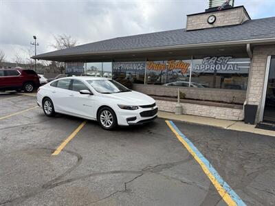 2016 Chevrolet Malibu LT   - Photo 2 - Flint, MI 48503
