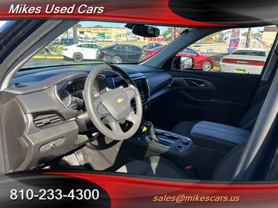 2020 Chevrolet Traverse LS   - Photo 12 - Flint, MI 48503