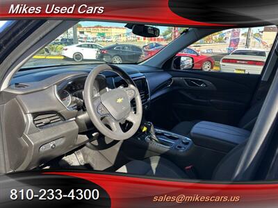 2020 Chevrolet Traverse LS   - Photo 12 - Flint, MI 48503