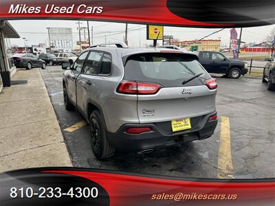 2015 Jeep Cherokee Sport   - Photo 10 - Flint, MI 48503