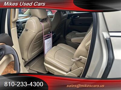 2010 Buick Enclave CXL   - Photo 16 - Flint, MI 48503