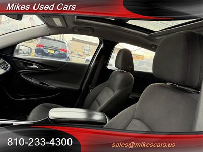 2020 Chevrolet Malibu LT   - Photo 8 - Flint, MI 48503