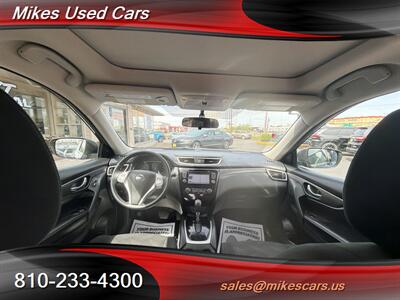 2016 Nissan Rogue SV   - Photo 9 - Flint, MI 48503