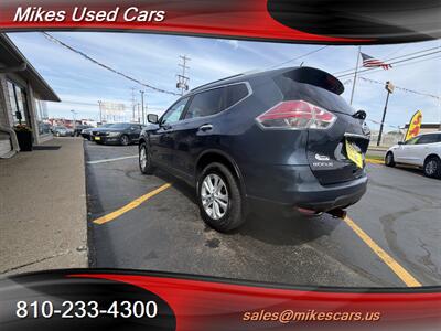 2016 Nissan Rogue SV   - Photo 4 - Flint, MI 48503