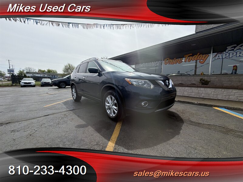 2016 Nissan Rogue SV   - Photo 1 - Flint, MI 48503