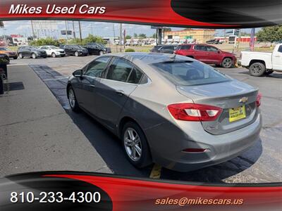 2017 Chevrolet Cruze LT Auto   - Photo 7 - Flint, MI 48503