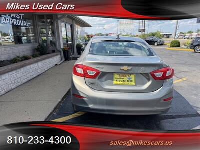 2017 Chevrolet Cruze LT Auto   - Photo 6 - Flint, MI 48503