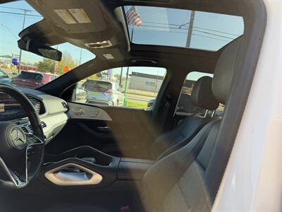 2025 Mercedes-Benz GLE 350 4MATIC   - Photo 12 - Flint, MI 48503