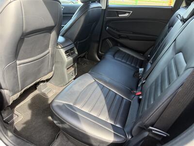 2024 Ford Edge SEL   - Photo 12 - Flint, MI 48503