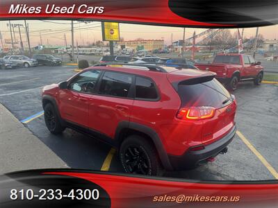 2019 Jeep Cherokee Trailhawk - Photo 8 - Flint, MI 48503