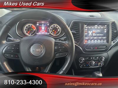 2019 Jeep Cherokee Trailhawk - Photo 16 - Flint, MI 48503