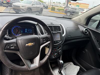 2015 Chevrolet Trax LTZ - Photo 11 - Flint, MI 48503