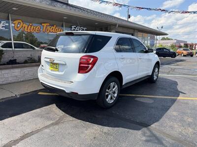 2017 Chevrolet Equinox LS - Photo 6 - Flint, MI 48503