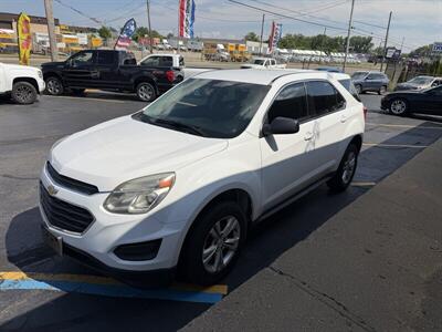2017 Chevrolet Equinox LS - Photo 5 - Flint, MI 48503