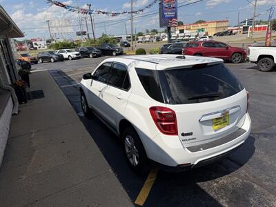 2017 Chevrolet Equinox LS - Photo 8 - Flint, MI 48503