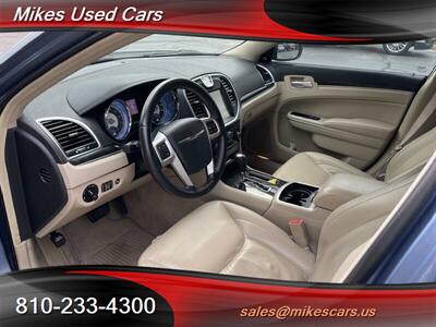 2011 Chrysler 300 Series Limited   - Photo 98 - Flint, MI 48503