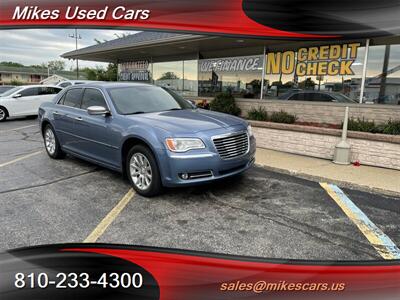 2011 Chrysler 300 Series Limited   - Photo 75 - Flint, MI 48503