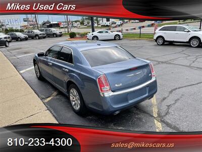 2011 Chrysler 300 Series Limited   - Photo 57 - Flint, MI 48503
