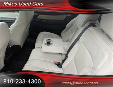 2018 Ford Explorer Platinum   - Photo 7 - Flint, MI 48503